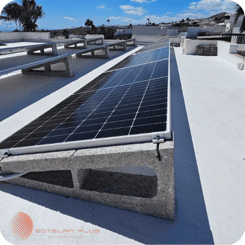 «Fijaciones de Paneles Solares en Lanzarote: Soluciones Eficaces para tu Vivienda»